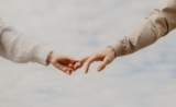 Casual, Monogamous, Polyamorous – Which Relationship Type Works for You?