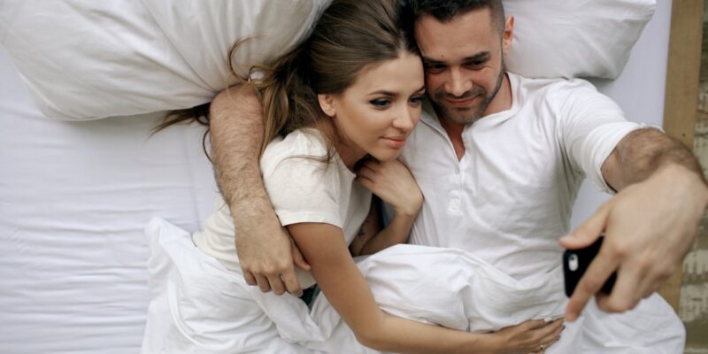 Introducing Sex Toys to a Relationship – How to Do It Well
